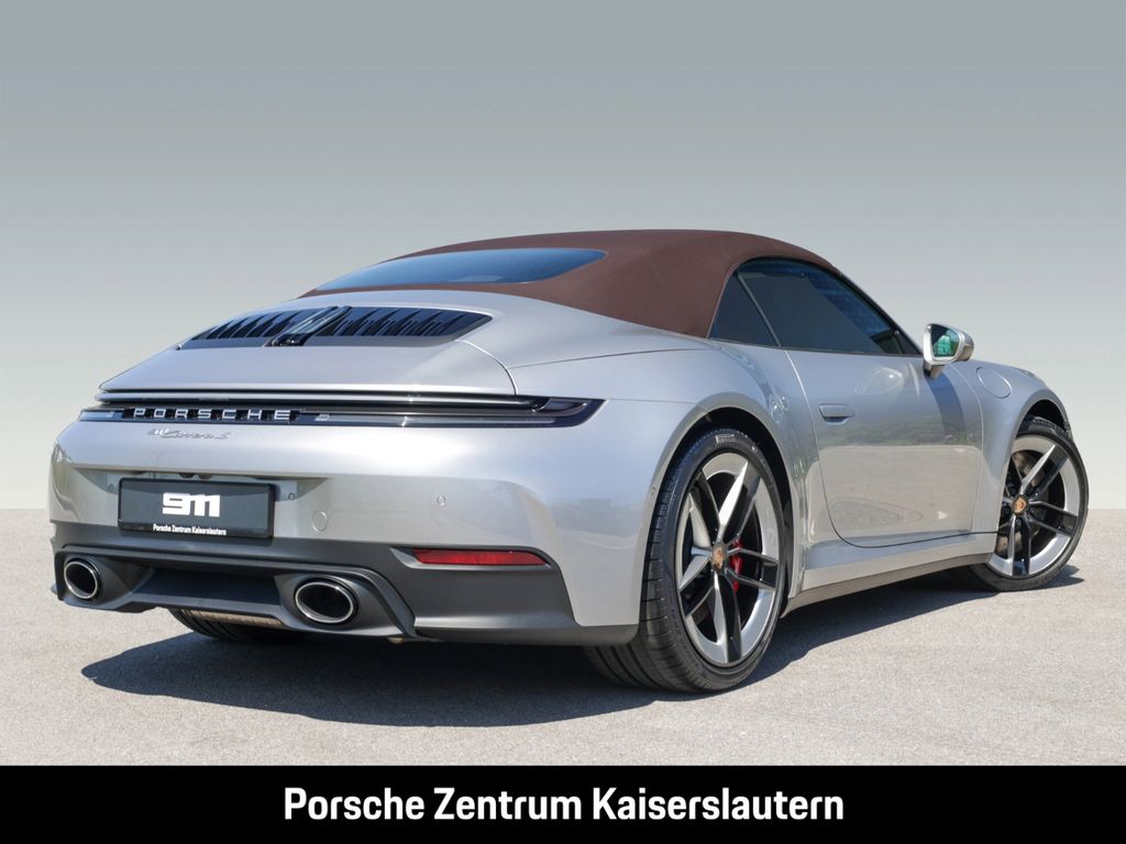 Porsche 992 2025