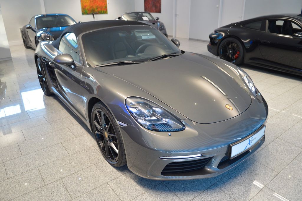 Porsche Boxster 2024