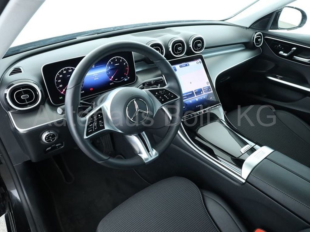 Mercedes-Benz C 200 2024