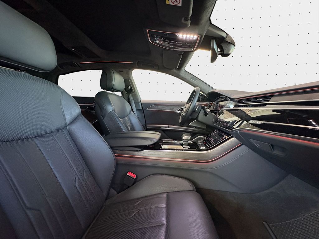 Audi A8 2021