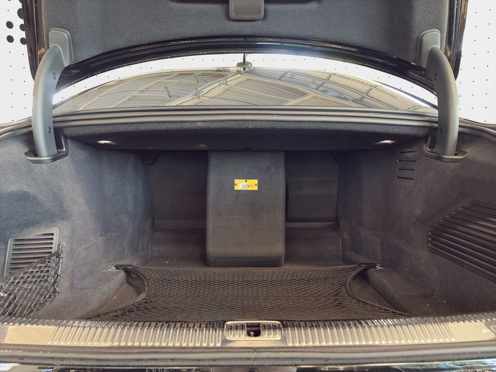 Audi A8 2021