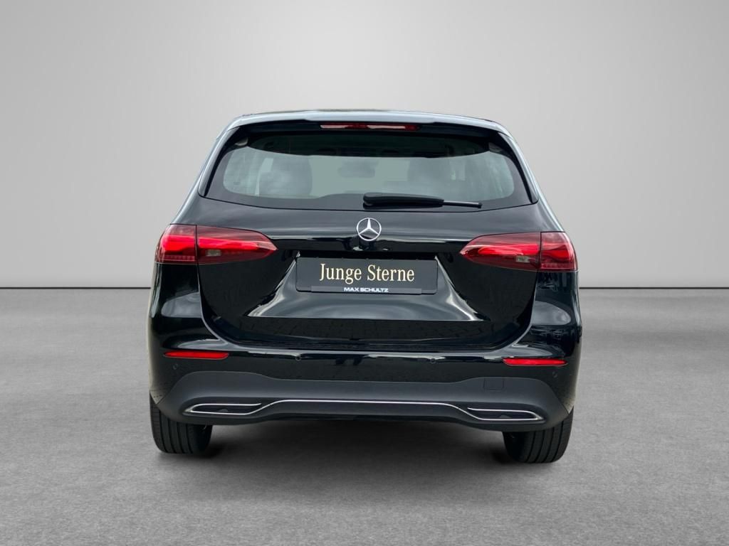 Mercedes-Benz B 180 2024