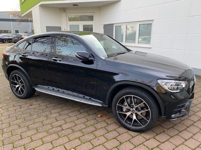 Mercedes-Benz GLC 300 2022