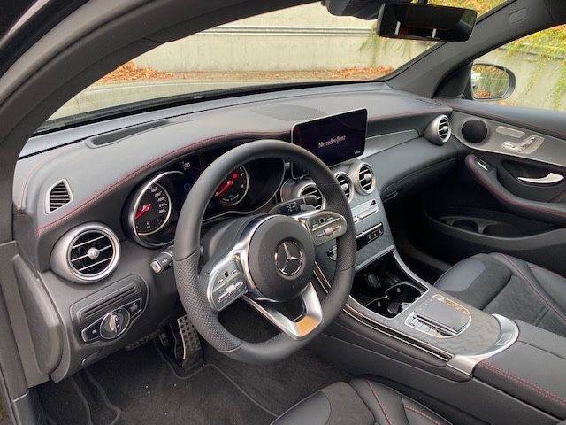 Mercedes-Benz GLC 300 2022