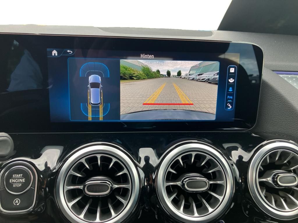 Mercedes-Benz B 180 2024