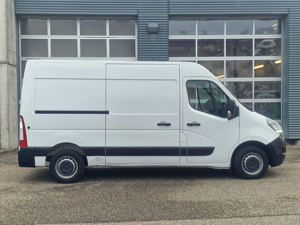 Opel Movano 2022