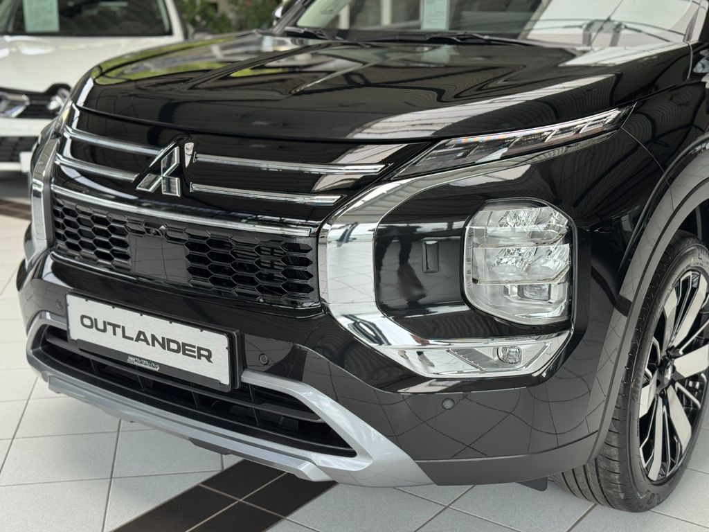 Mitsubishi Plug-in Hybrid Outlander