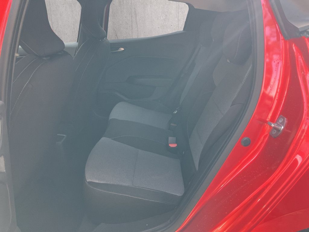 Mitsubishi Colt 2025