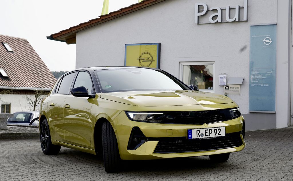 Opel Astra 2023