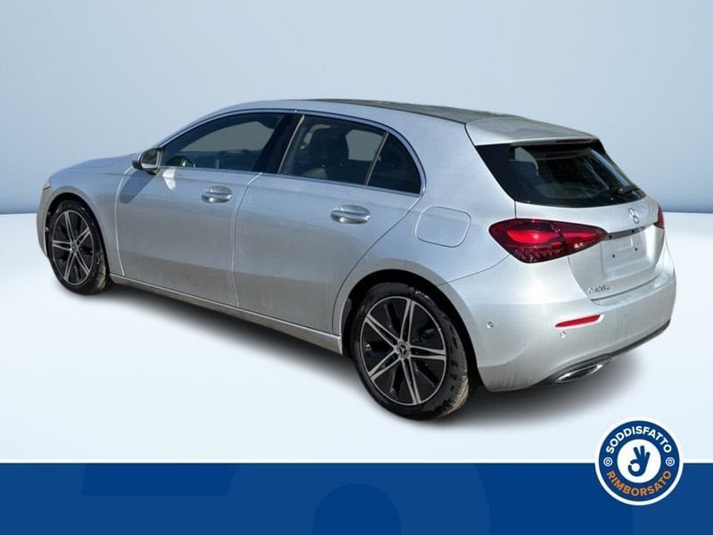 Mercedes-Benz A 180 2024