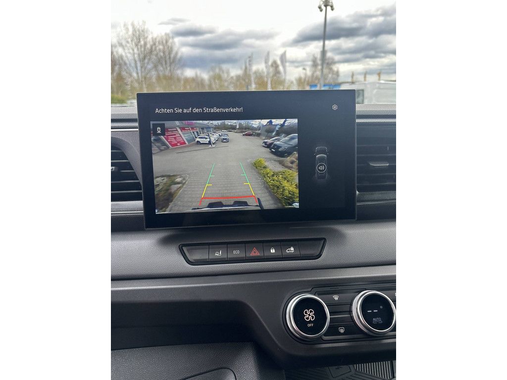 Nissan Interstar 2025