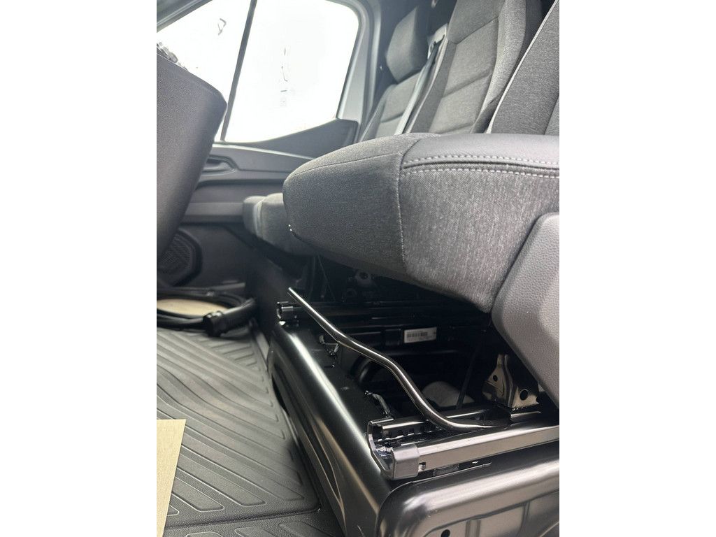 Nissan Interstar 2025