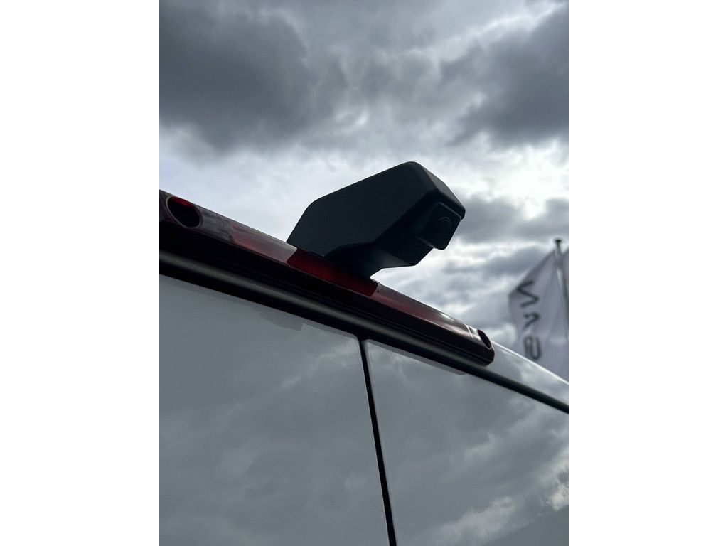 Nissan Interstar 2025