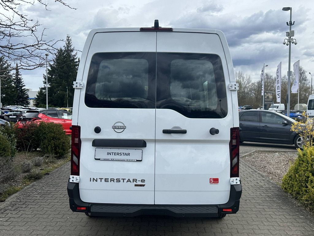 Nissan Interstar 2025