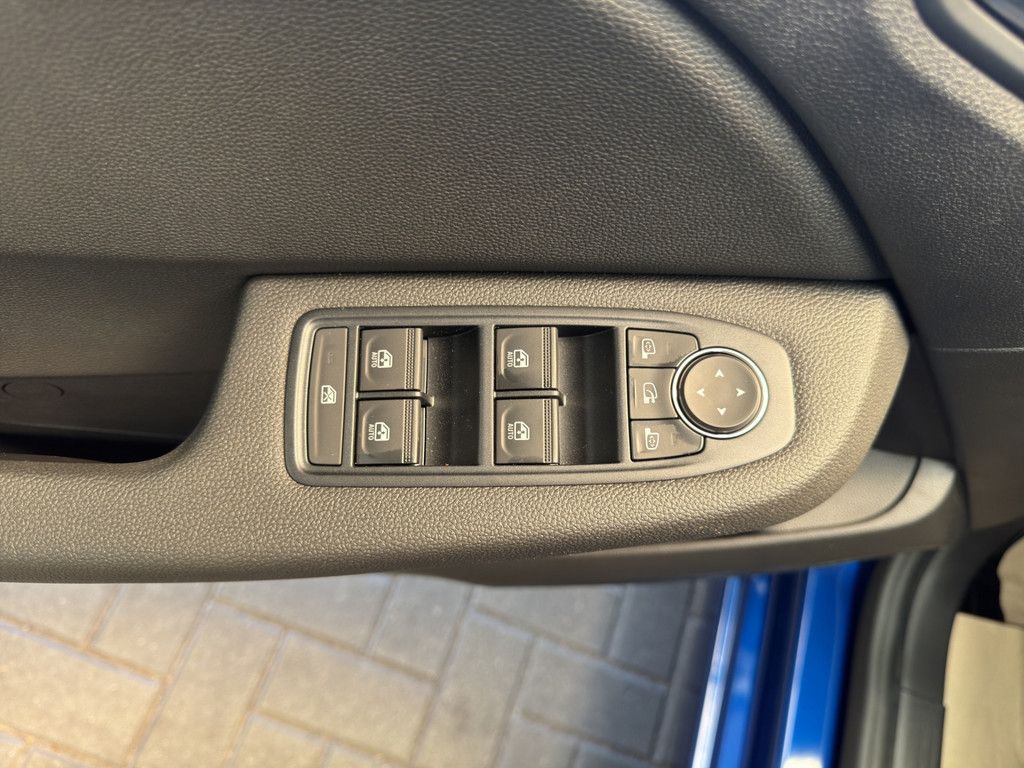 Mitsubishi Colt 2025