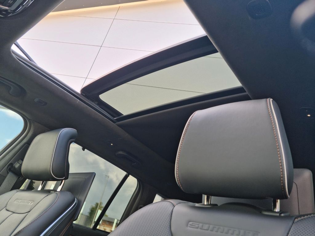 Jeep Grand Cherokee 2023