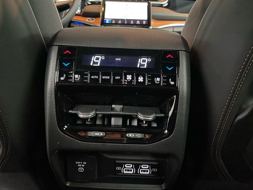 Jeep Grand Cherokee 2023