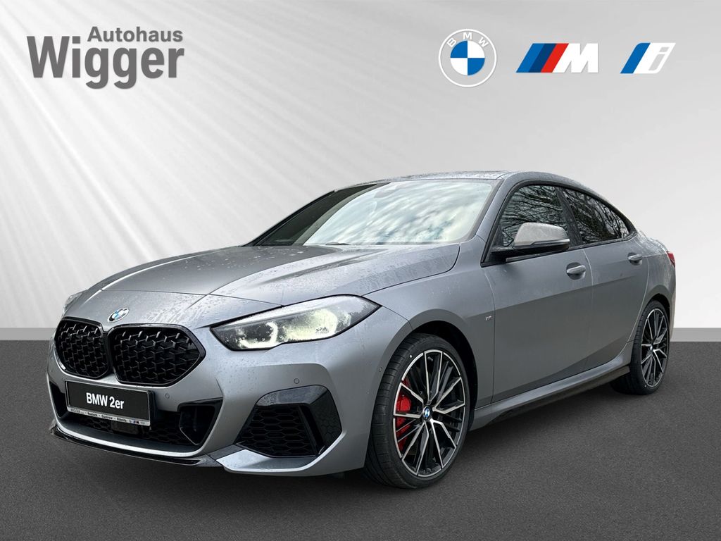 BMW M235