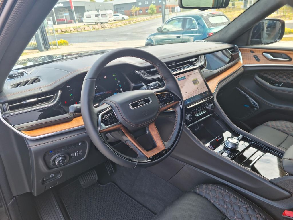 Jeep Grand Cherokee 2023