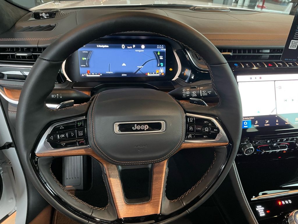 Jeep Grand Cherokee 2023