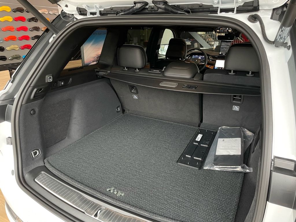 Jeep Grand Cherokee 2023