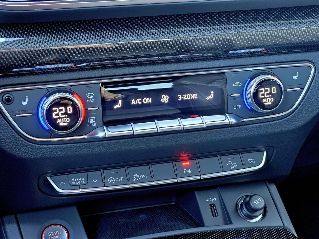 Audi SQ5 2023