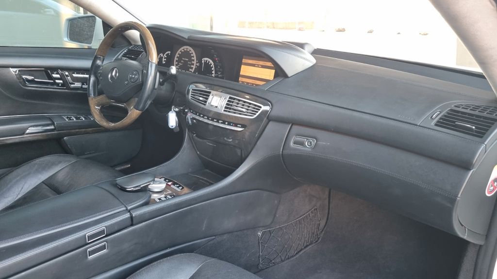 Mercedes-Benz CL 500 2012