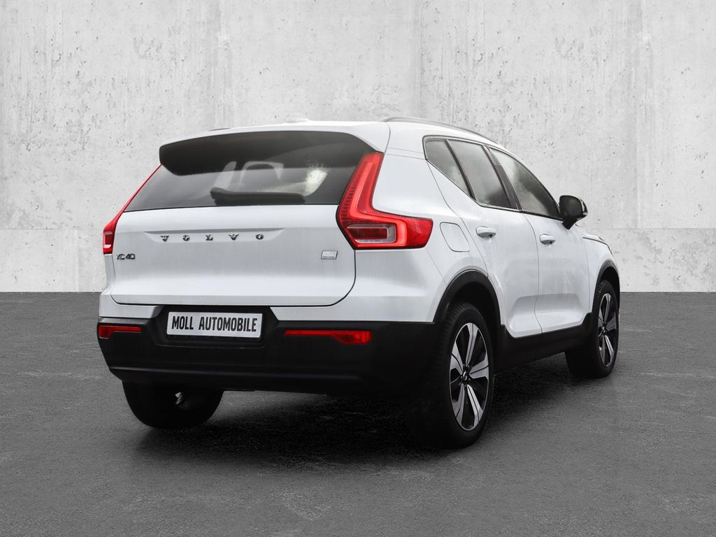 Volvo XC40 2023