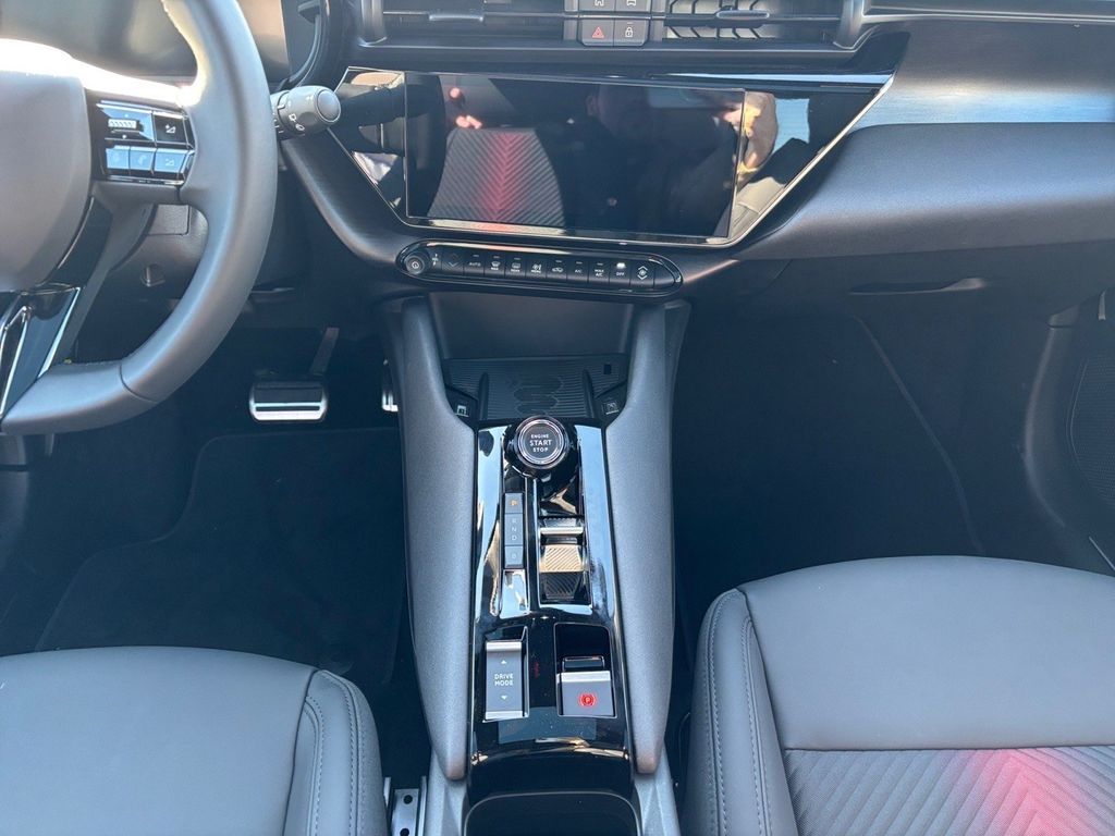 Alfa Romeo Junior 2025