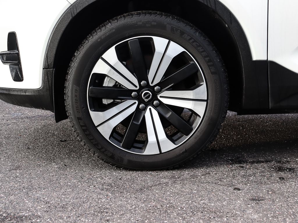 Volvo XC40 2023
