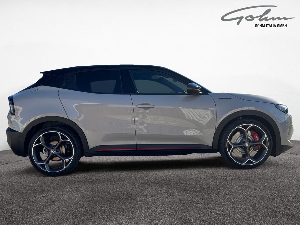 Alfa Romeo Junior 2025