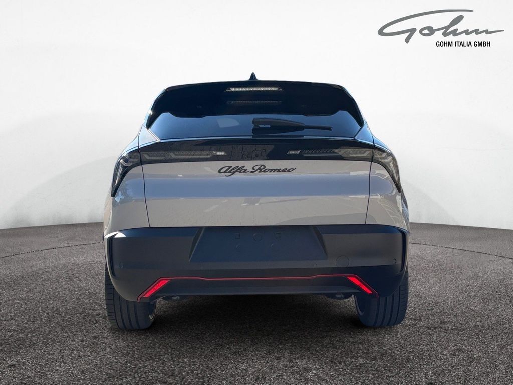 Alfa Romeo Junior 2025