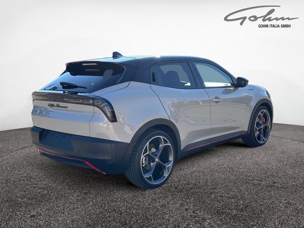 Alfa Romeo Junior 2025