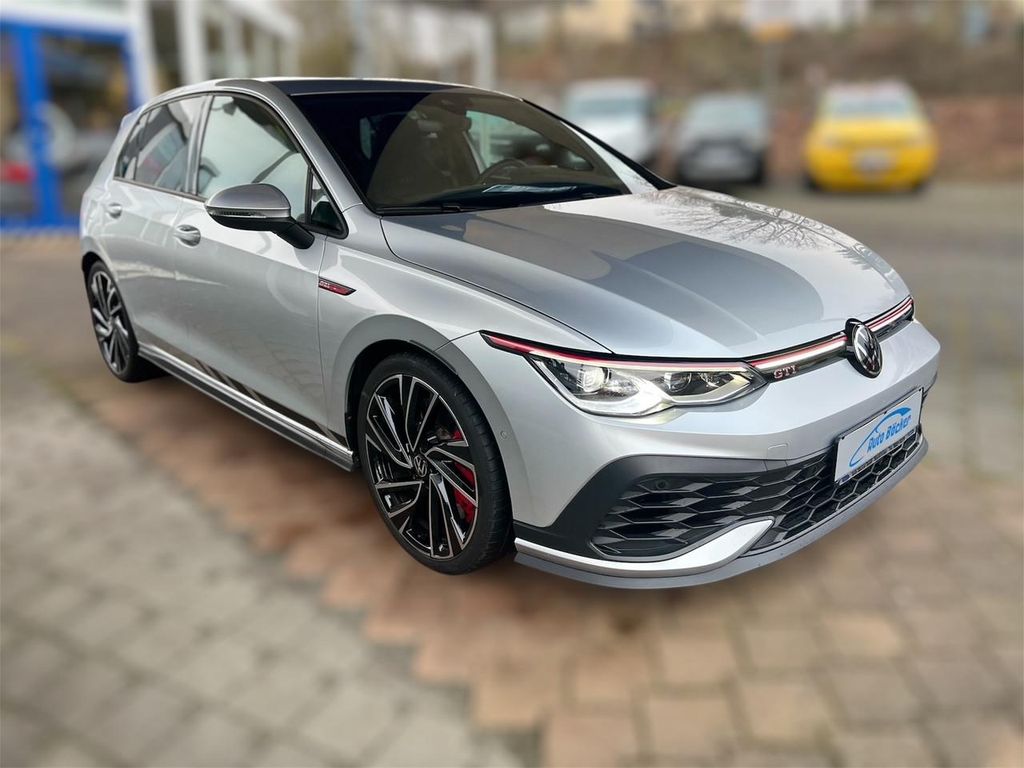 Volkswagen Golf 2023