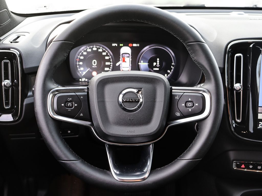 Volvo XC40 2023