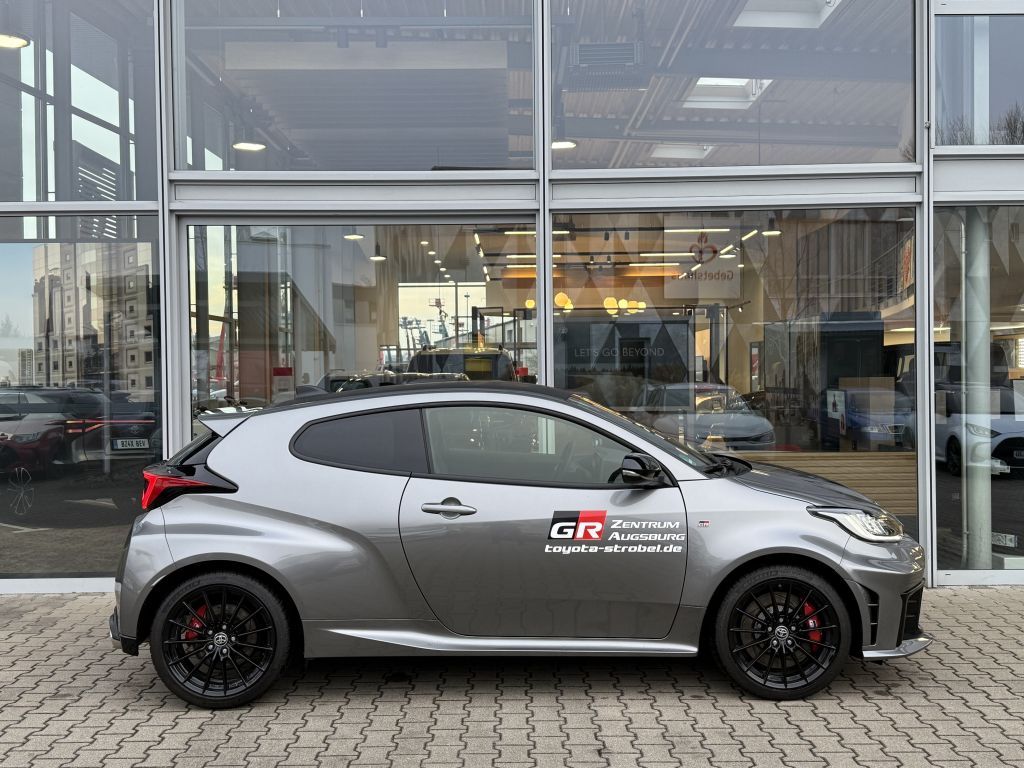 Toyota Yaris 2024