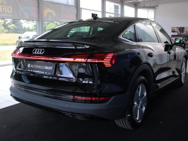 Audi e-tron 2022