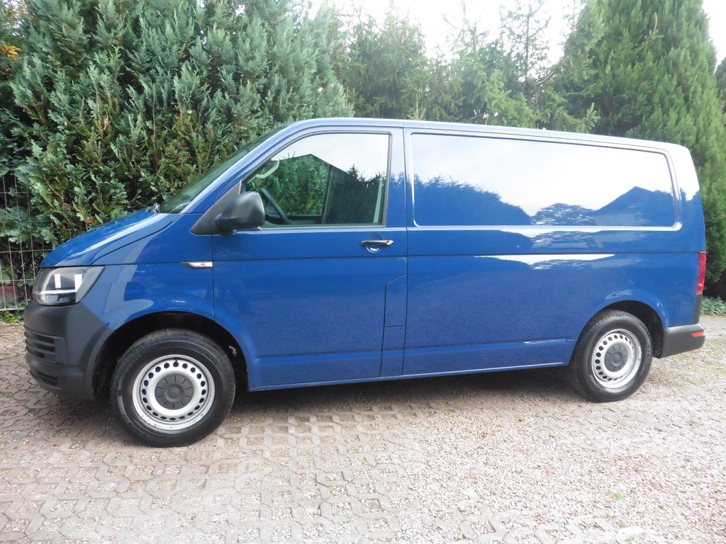 Volkswagen T6 Transporter 2015