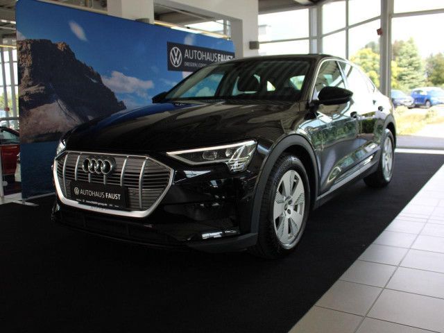 Audi e-tron 2022