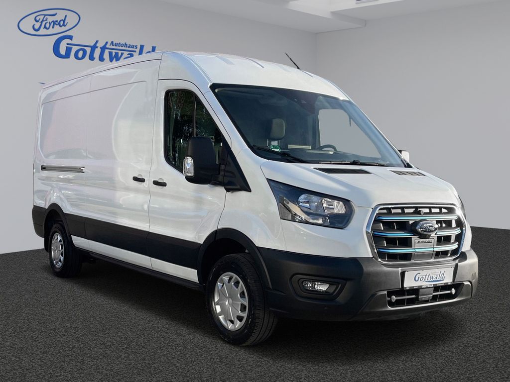Ford Transit 2022