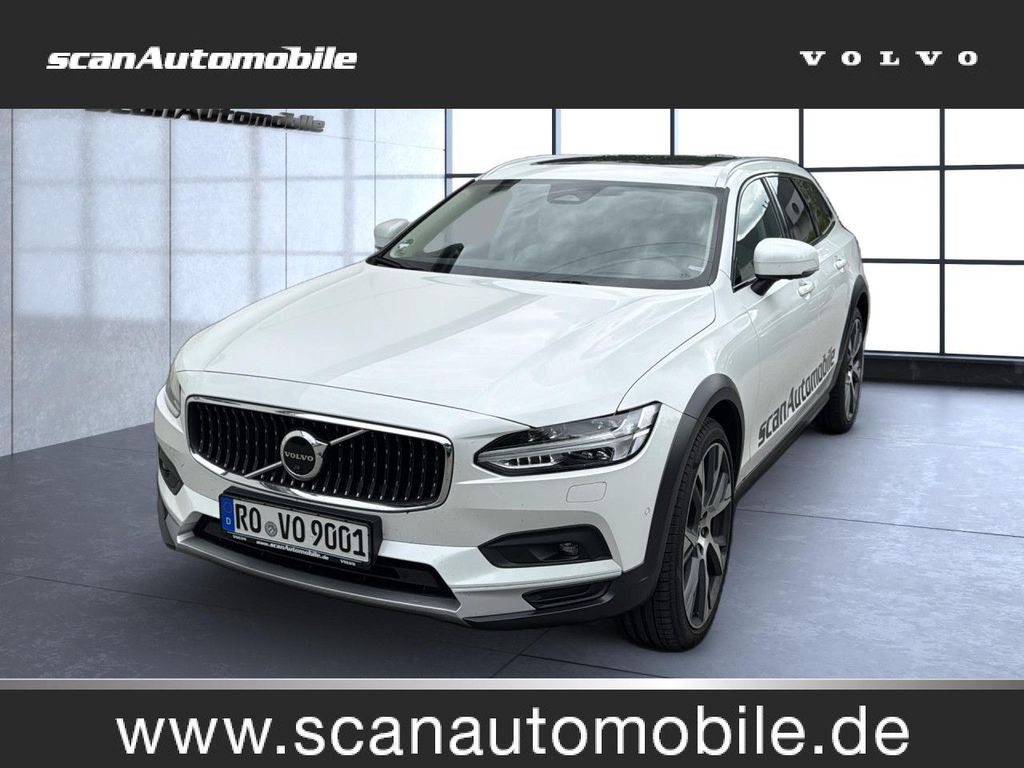 Volvo V90 Cross Country 2023