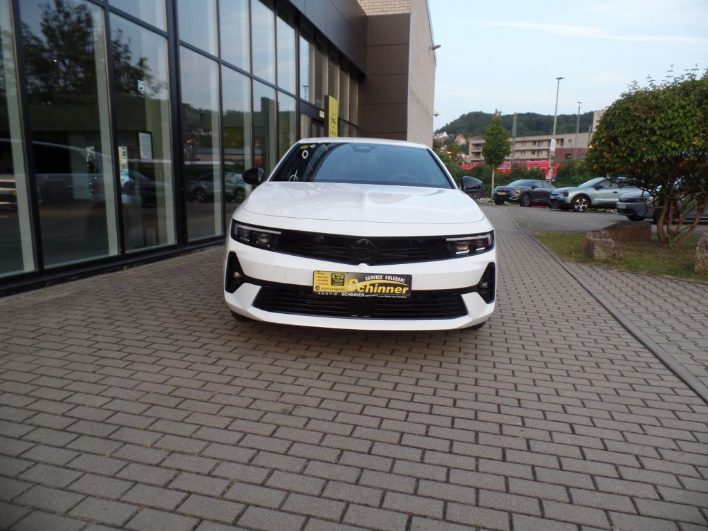 Opel Astra 2024