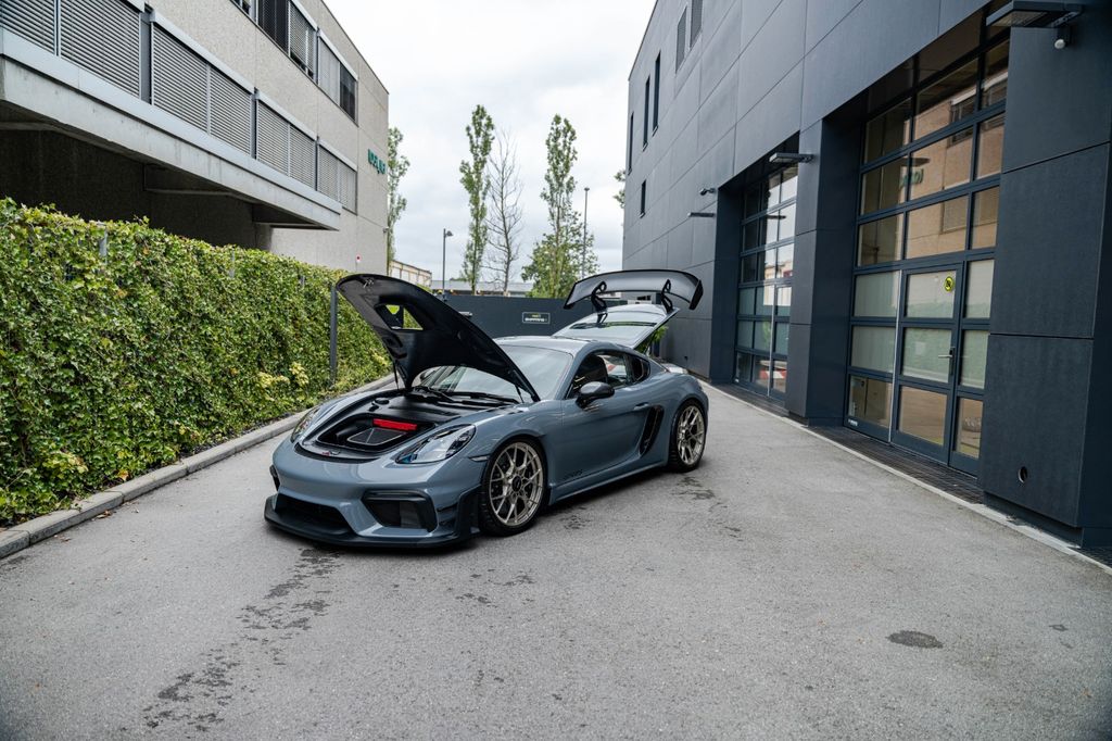 Porsche Cayman