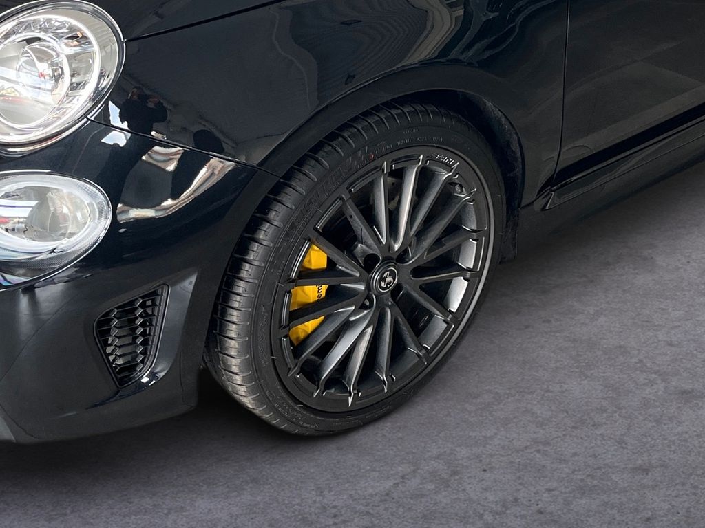 Abarth 595 2024