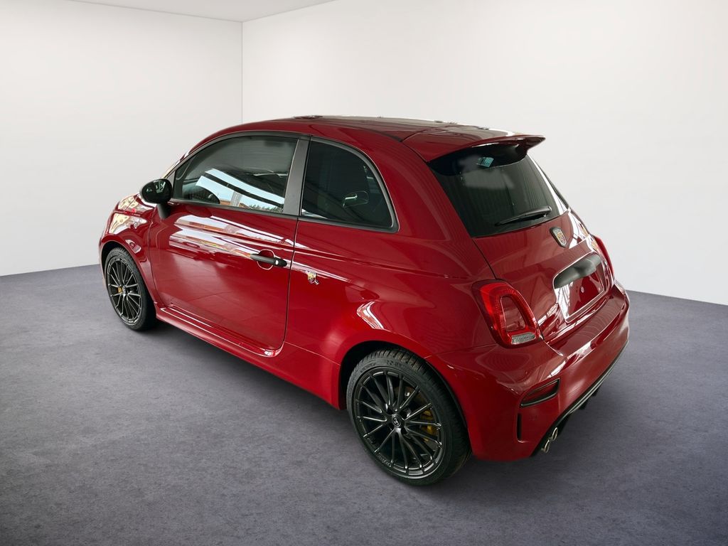 Abarth 695 2024