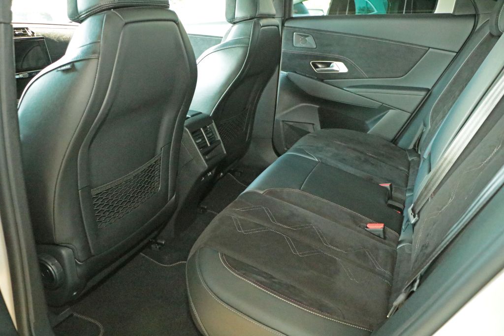 DS Automobiles DS7 (Crossback) 2023