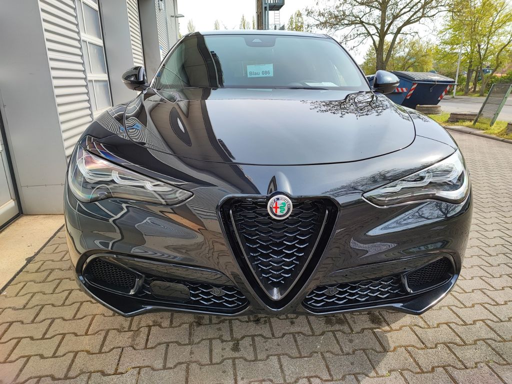 Alfa Romeo Stelvio 2023