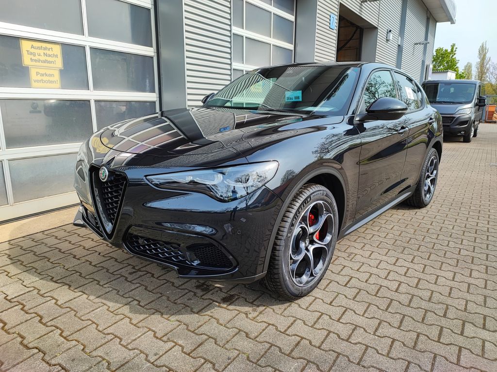 Alfa Romeo Stelvio 2023