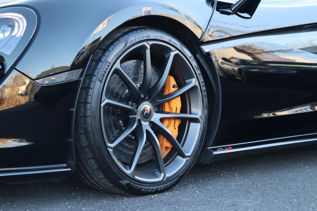 McLaren 570S 2019