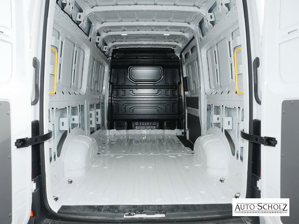 Volkswagen Crafter 2024